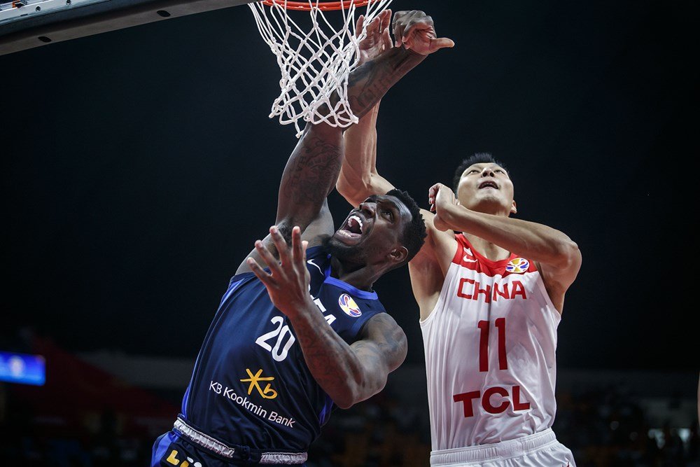 南韩男篮轻取尼日利亚男篮，艾顿一己之力扛起全队