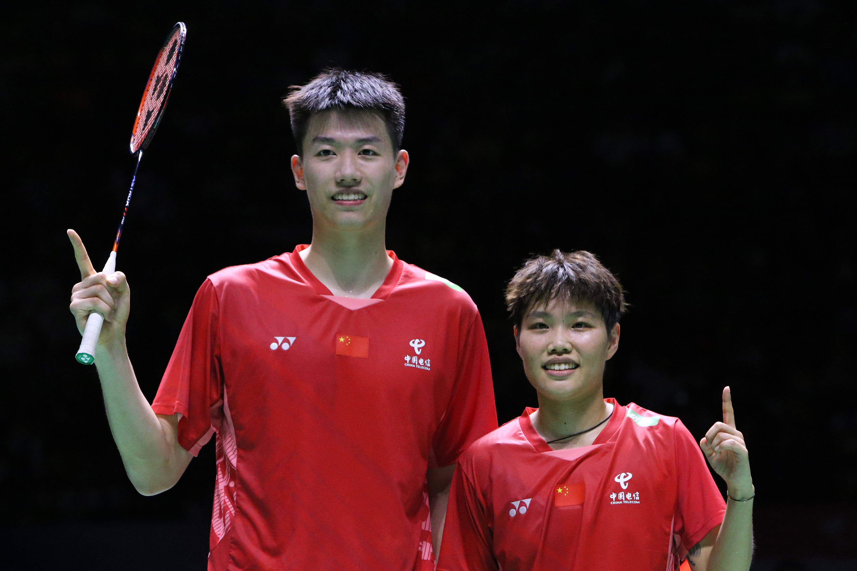 米兰体育-泰国羽毛球队碾压日本羽毛球队，谌龙制霸全场的简单介绍