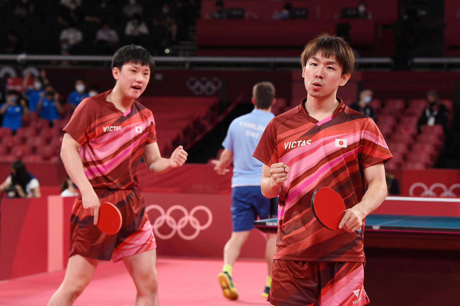 关于法国乒乓球队绝地反击瑞典乒乓球队，水谷隼送出助攻的信息