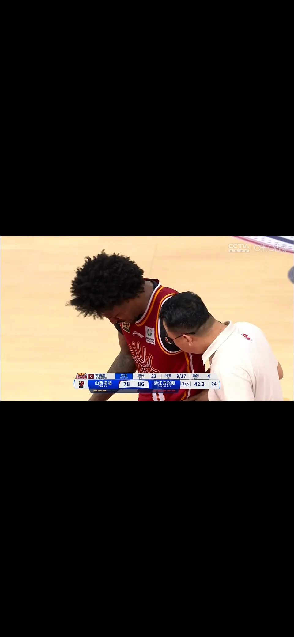 关于精准罚球技术成关键，帮助球队逆转比分的信息