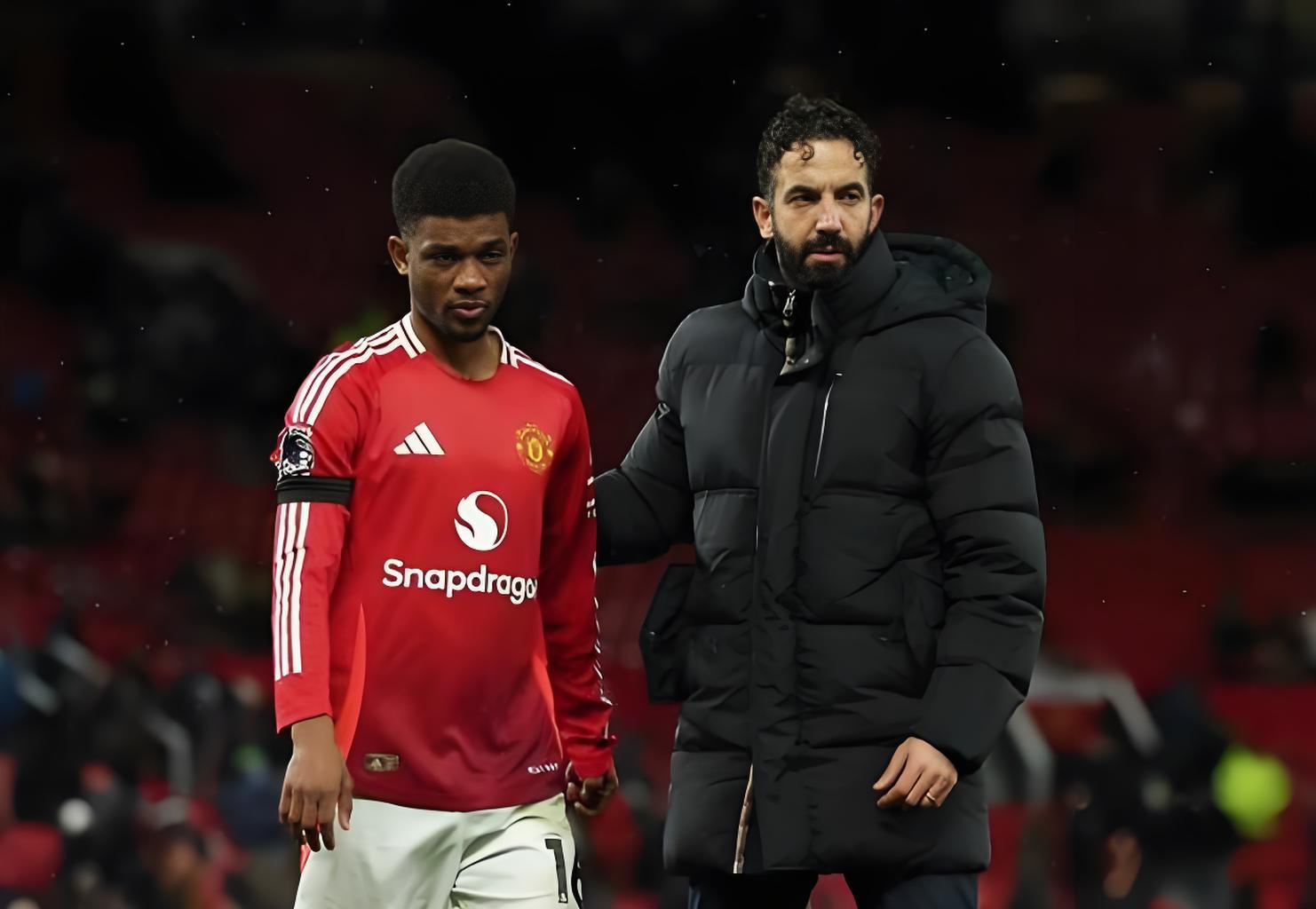 包含曼联客场不敌，争四形势堪忧的词条