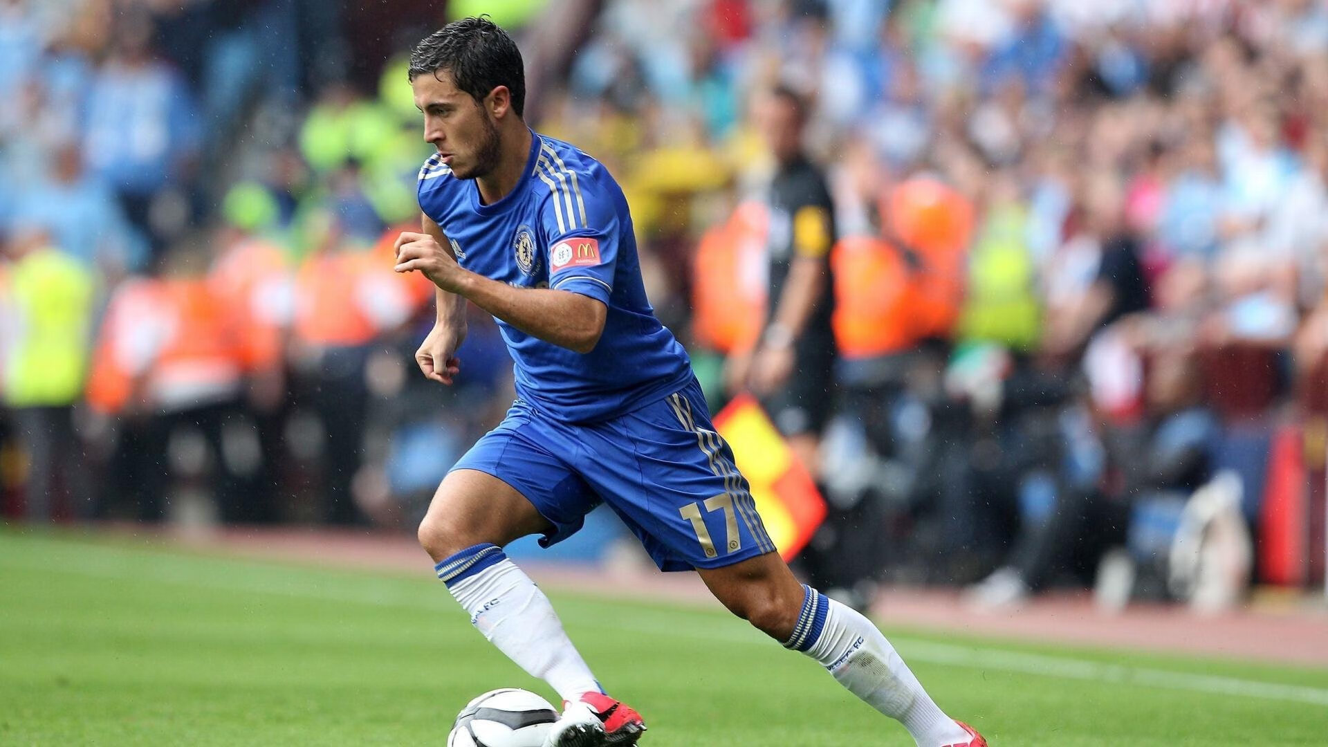 米兰体育下载-欧冠淘汰赛之夜，布鲁诺让比赛提前失去悬念