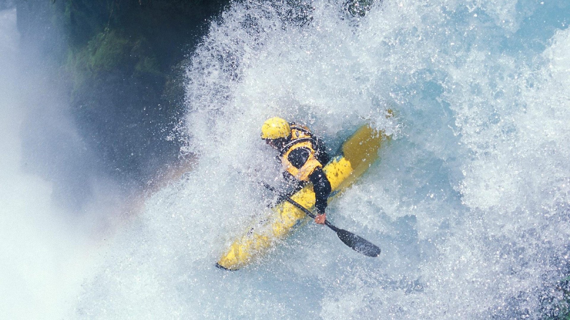 ac米兰下载-加维一锤定音，AC米兰逆境强行终结勒沃库森不败神话